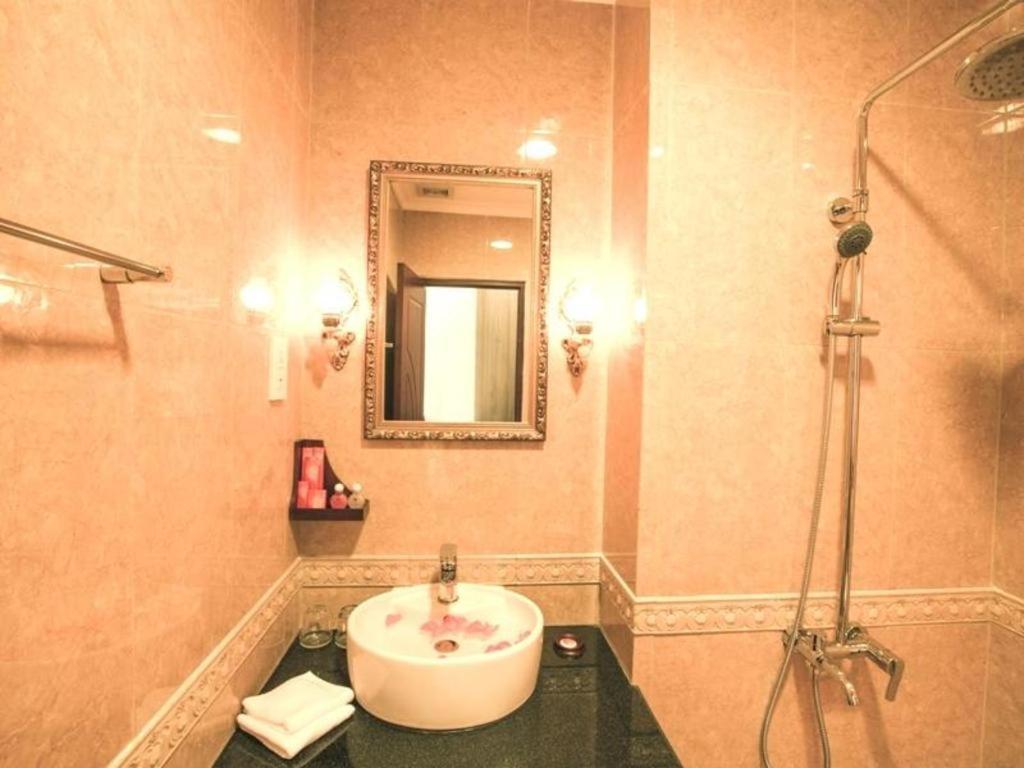 Den Long Do Hotel Nha Trang Exterior photo