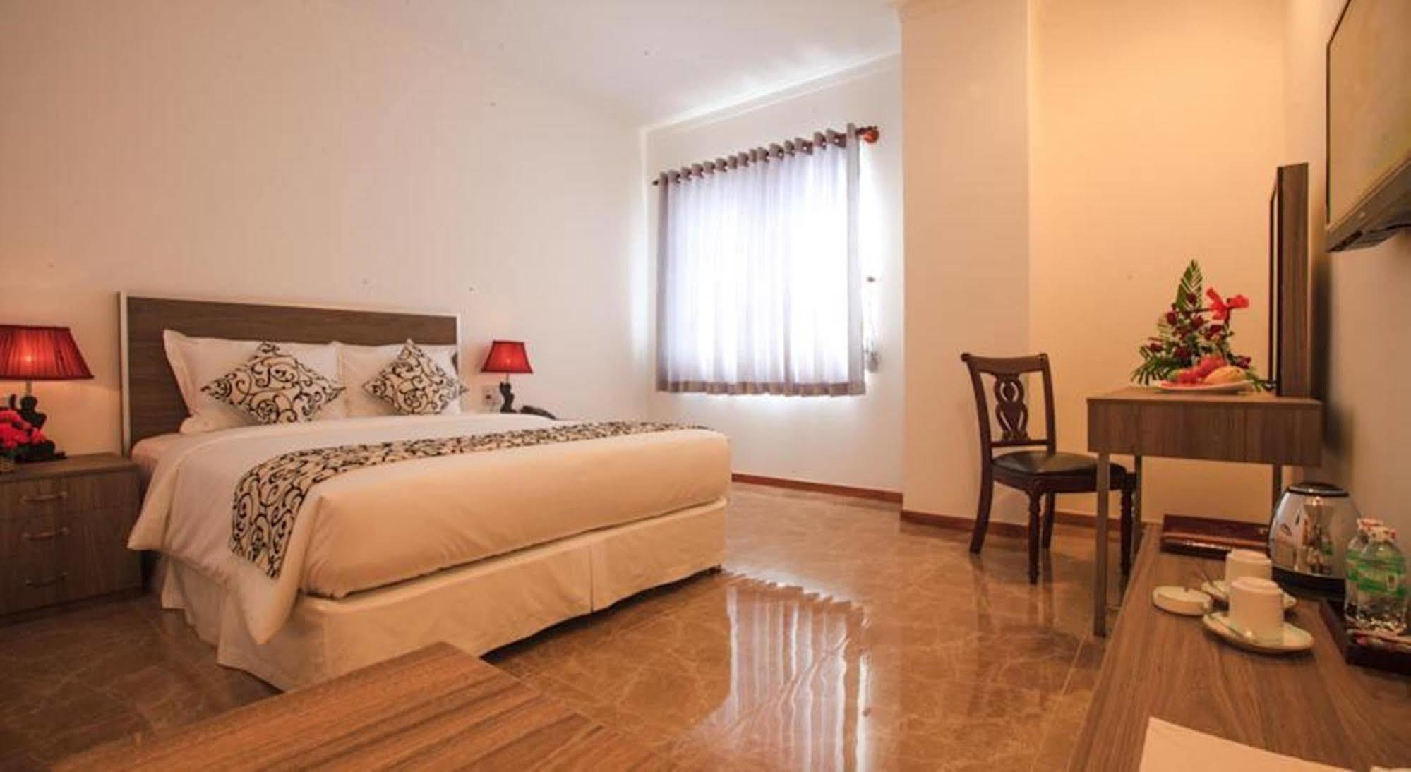 Den Long Do Hotel Nha Trang Exterior photo